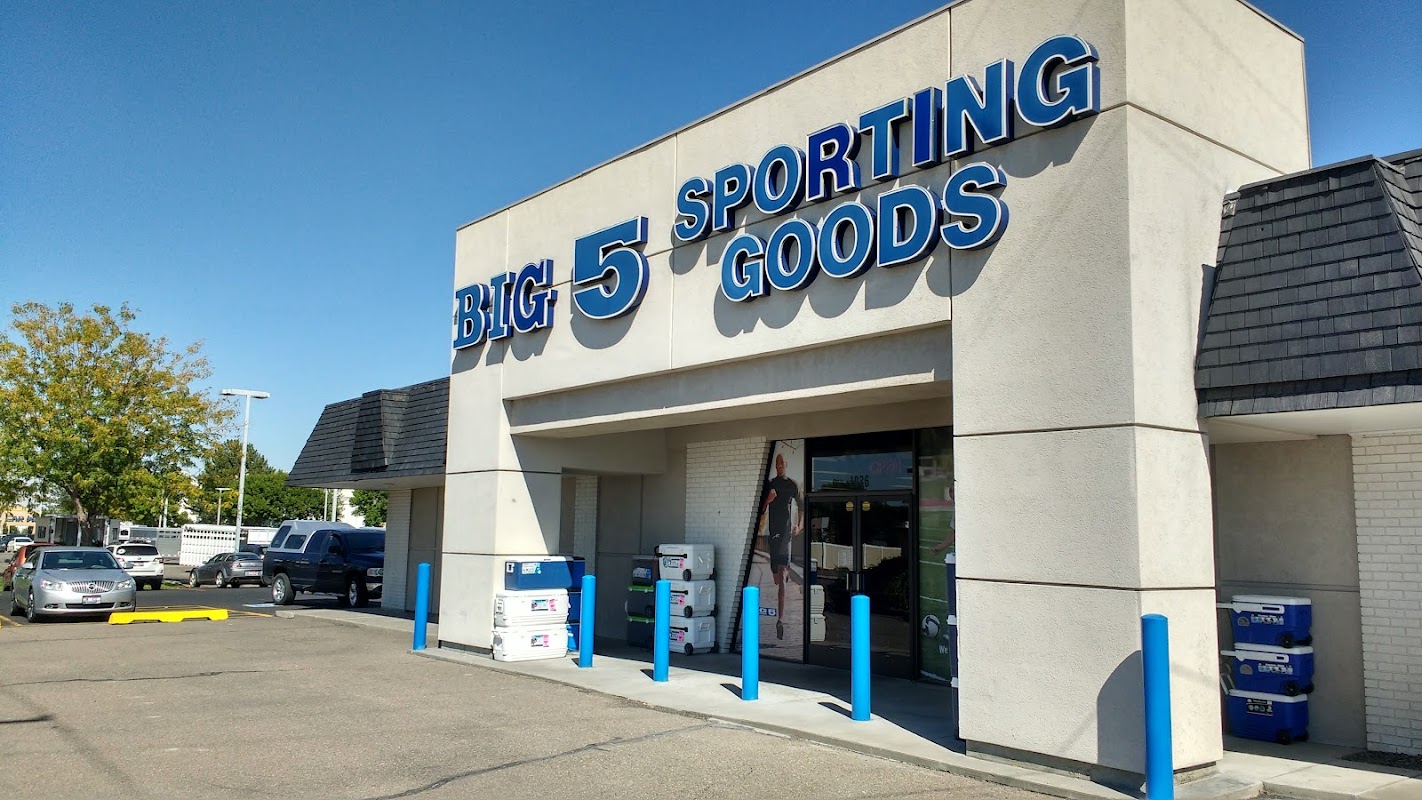 About Big 5 Sporting Goods