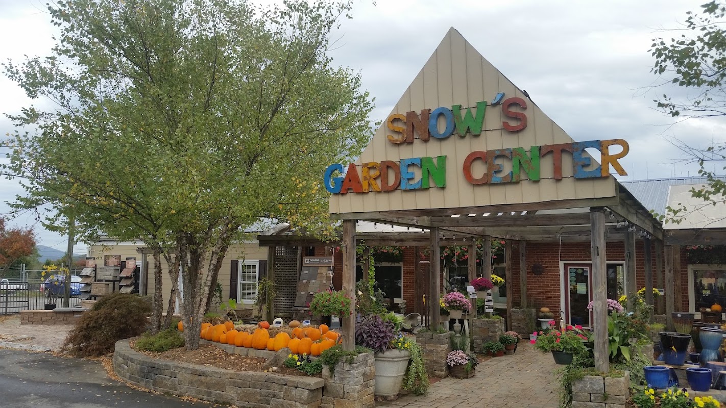 About Snow's Garden Center